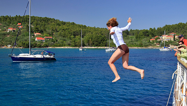 Wdci-dalmatian-coast-walking-5